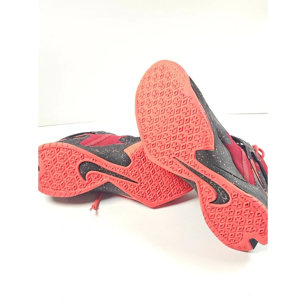 Nike Zoom LeBron Soldier 8 University Red Black Speckled 688579-616 Mens Size 10